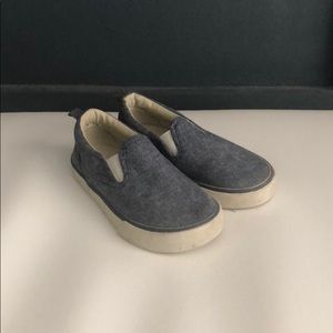 Gap chambray slip on shoes